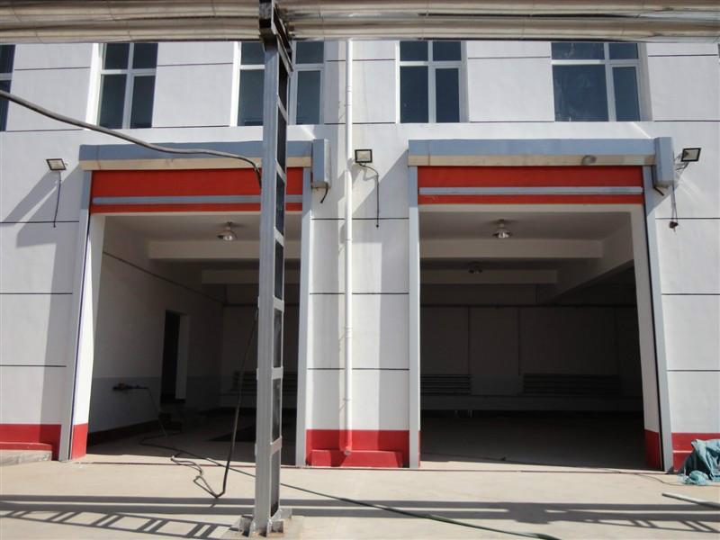 天津市安装工业滑升门不锈钢提升门 快速门安装&nbsp;&nbsp;工业门安装&nbsp;&nbsp;天津市工业门