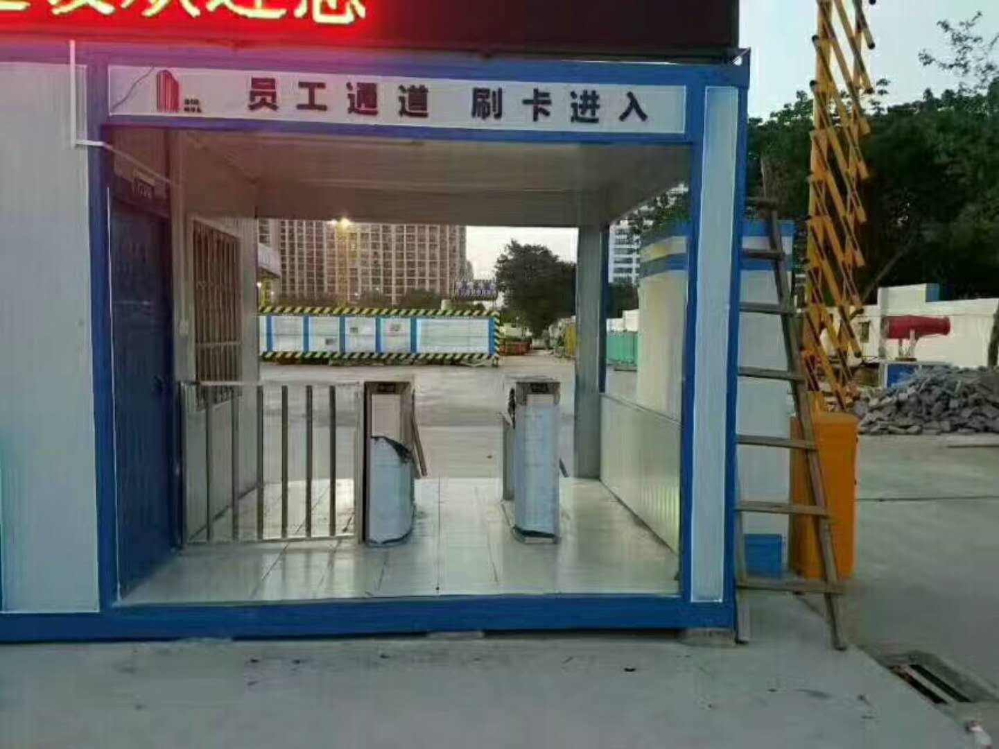 北海车牌识别伸缩门工地门禁批发安装  门禁系统