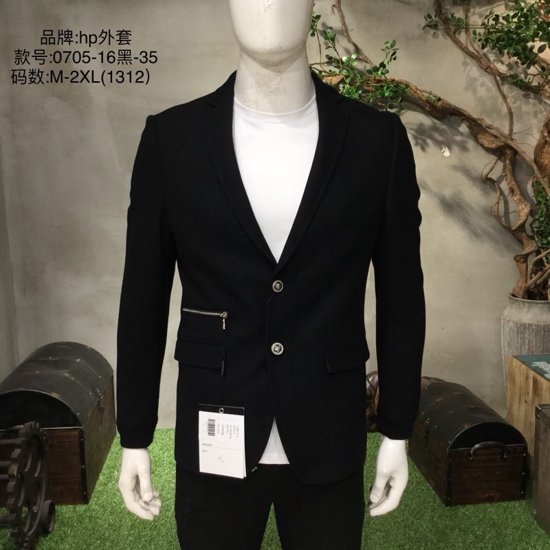 武汉品牌男装T恤地摊货源尾货低价批发市场