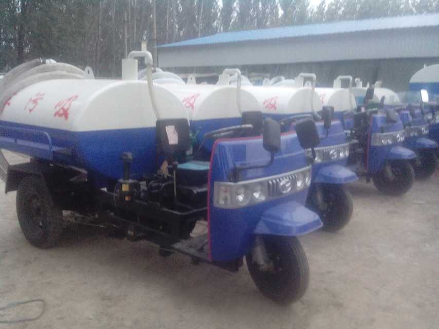 宜昌当阳2方小型洒水车全新配置