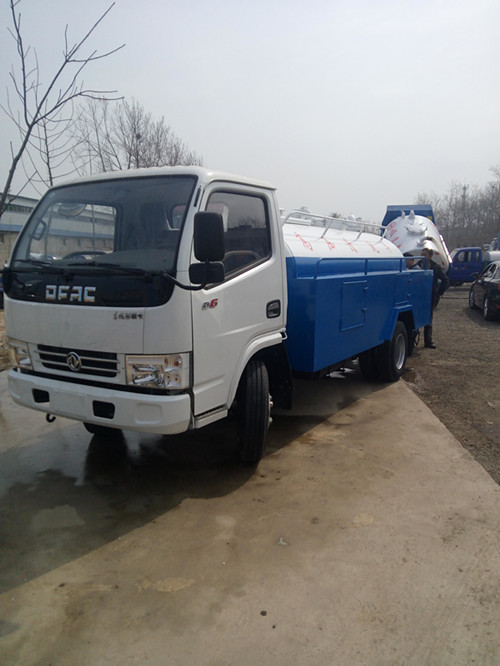 南阳唐河县2方小型洒水车环卫车价格