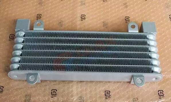 小松挖掘机PC240-8全新原厂柴油散热器总成进口品质&nbsp;&nbsp;水箱总成&nbsp;&nbsp;中冷器