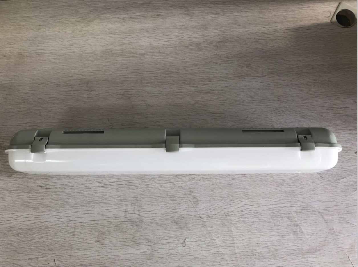 飞利浦LED三防灯WT008C/40W&nbsp;&nbsp;LED宽体三防灯&nbsp;&nbsp;LED防水防尘防腐灯