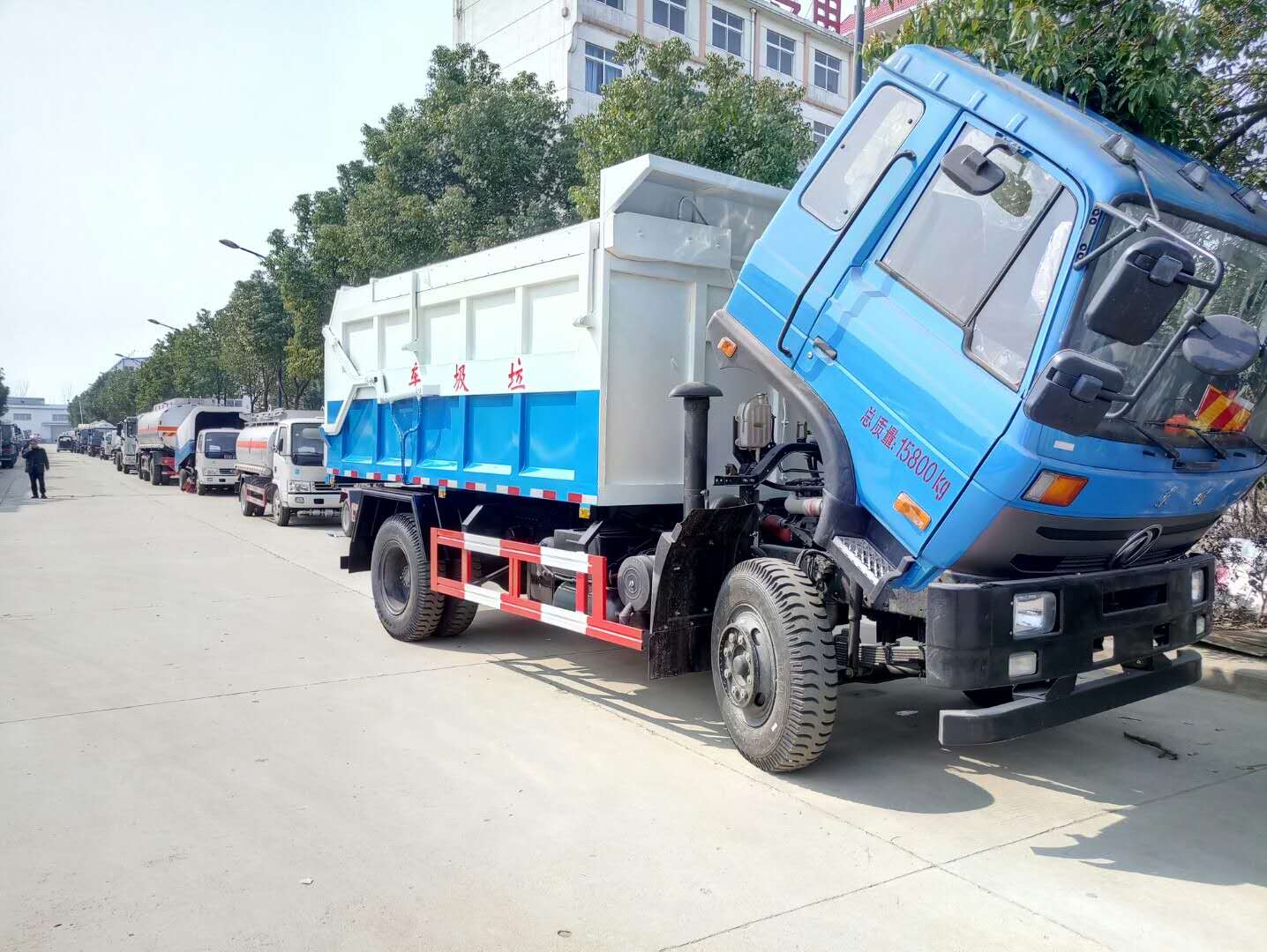 东风污泥清运车 3方15方污泥清运车型号参数齐全&nbsp;&nbsp;东风清运车&nbsp;&nbsp;东风污泥车