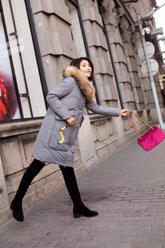 广州品牌女装折扣批发公司&nbsp;&nbsp;广州女装清仓&nbsp;&nbsp;广州女装折扣货源&nbsp;&nbsp;广州女装折扣店走份