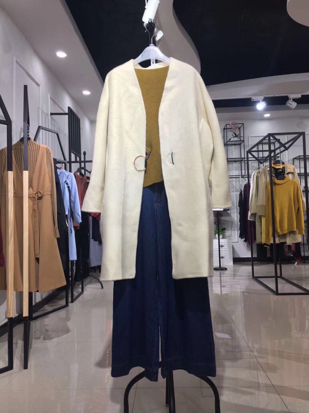 品牌女装冬装外套批发&nbsp;&nbsp;品牌女装秋裤批发&nbsp;&nbsp;品牌女装尾货库存批发&nbsp;&nbsp;中国品牌女装网批发