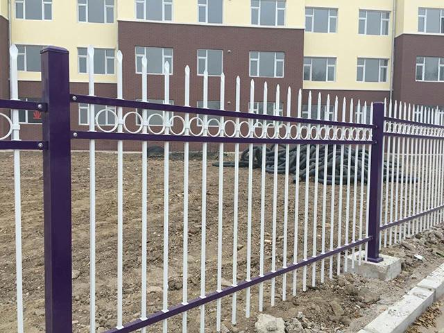 贵州六盘水围墙护栏锌钢护栏价格 规格 厂家低价&nbsp;&nbsp;规格齐全&nbsp;&nbsp;专业生产