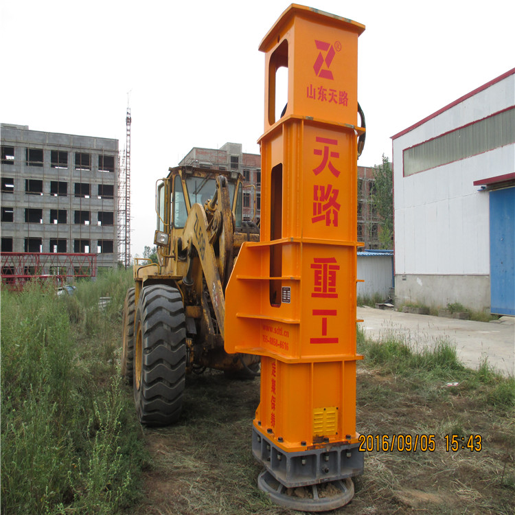 高速液压夯实机-液压振动夯-天路供应  液压夯实机价格  液压夯实机厂家