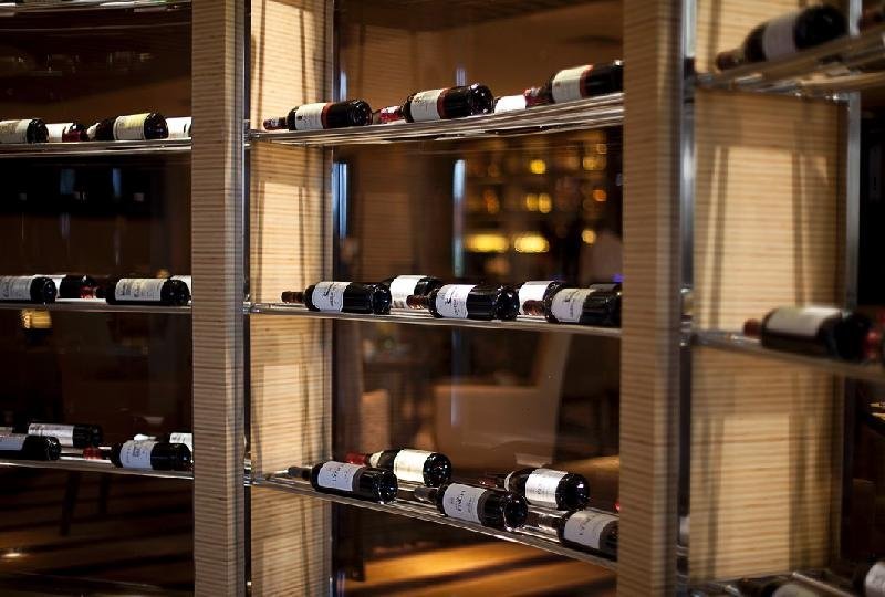 不锈钢酒柜  餐具