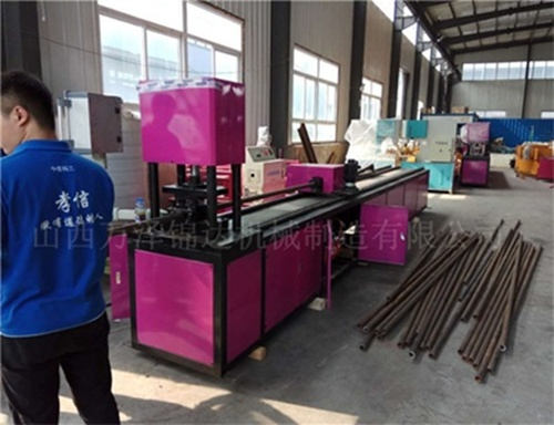 民乐县48小导管万泽锦达冲孔机厂家直销  小导管缩尖机  小导管打尖机  小导管冲孔机
