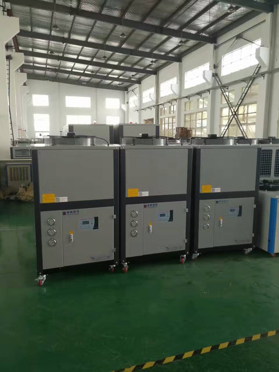 工业水冷冷水机组  工业水冷冷水机组功能  工业水冷冷水机组特点