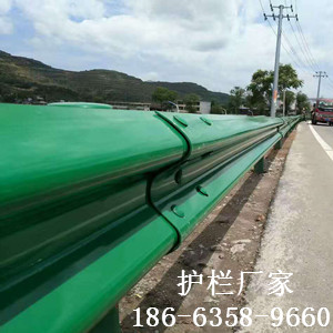 A级护栏板报价 4.0热镀锌护栏 山东君安护栏厂家&nbsp;&nbsp;波形护栏&nbsp;&nbsp;护栏报价