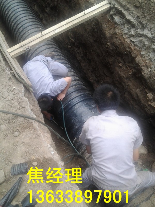 PE聚乙烯钢带排污管道厂家  波纹管  钢带波纹管