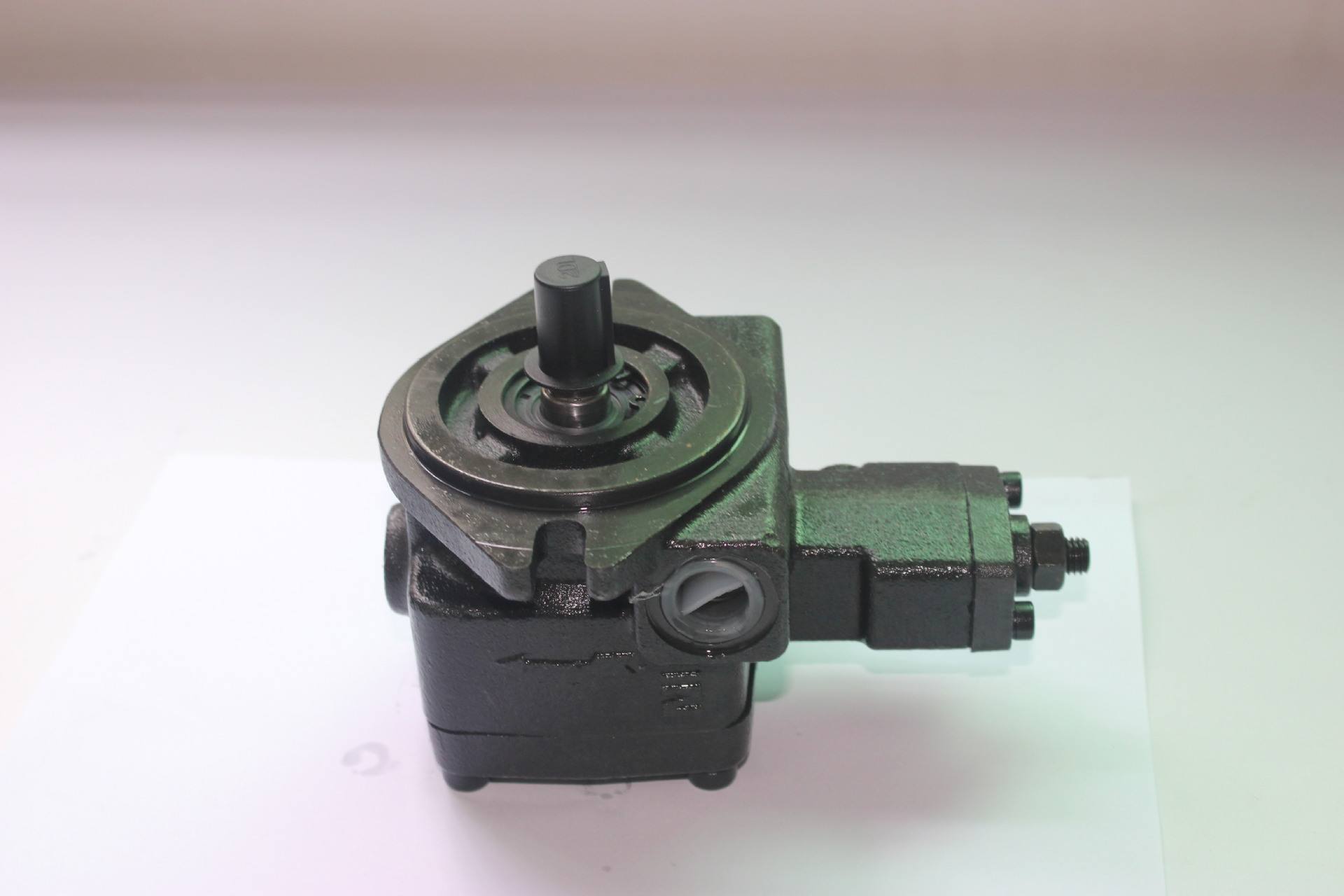 PVDF-455-435-10 （高压下稳定旋转，反应灵敏）  变量叶片泵