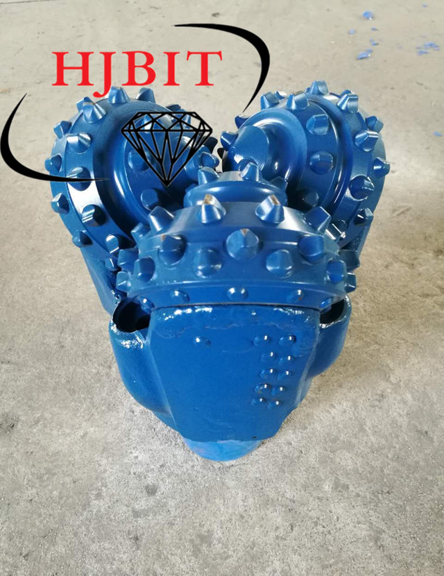 优质打软土层用钻头，复合片钻头，三牙轮钢齿钻头  三牙轮钻头  石油钻头  PDC钻头