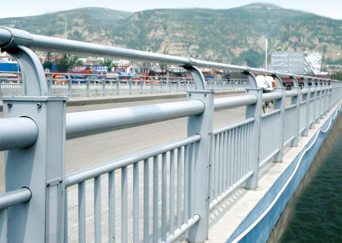 毕节河道护栏 景观护栏多少钱一米  景观栏杆  灯光护栏