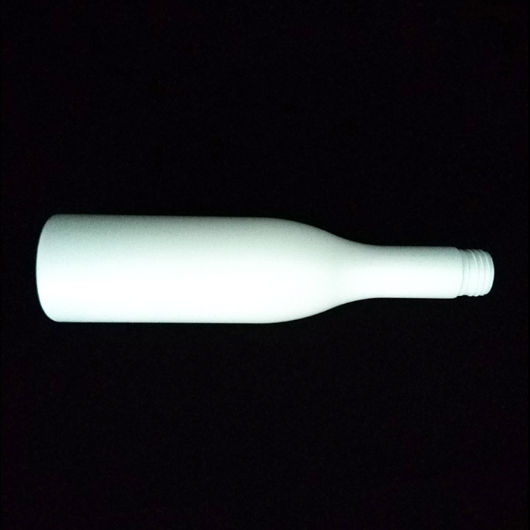 pe材质白色黑色750ml塑料酒瓶带瓶盖可模具定制  广州花都塑胶厂  广州花都塑料厂  广州塑料厂家