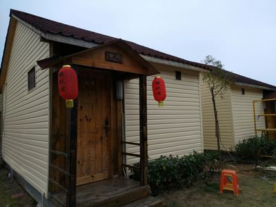 仿木纹PVC外墙装饰板全国供应