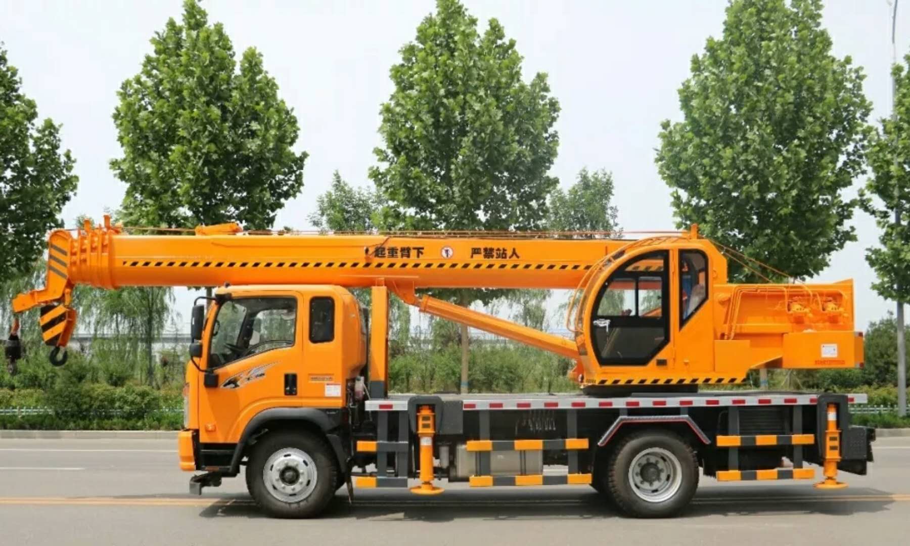 『重磅消息』全新东风160吊车惊艳亮相！！  上牌吊车  起重机