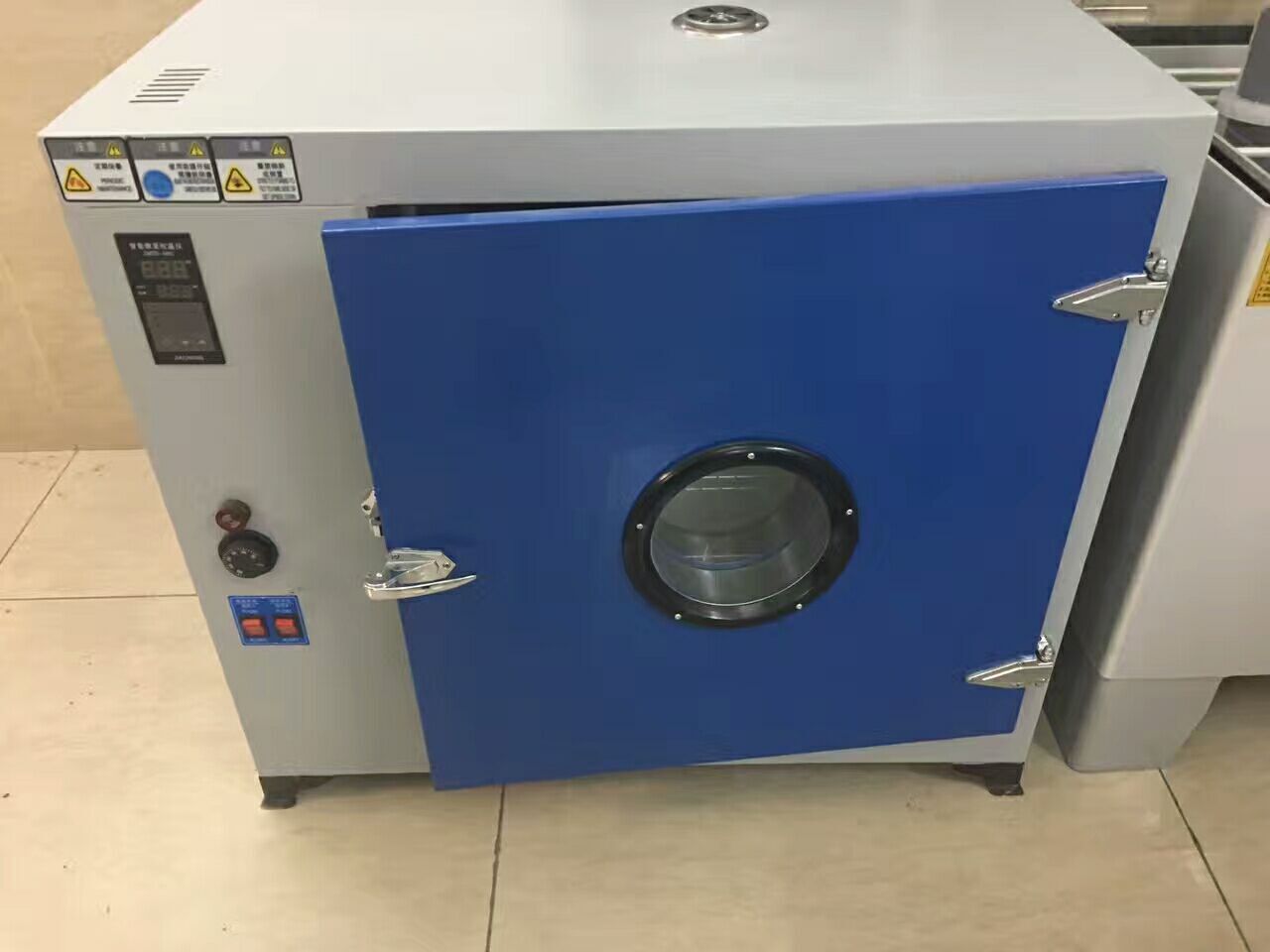 YN-HX-136恒温干燥箱烘箱  昆明烘箱粤南仪器  云南高温老化箱  银川烘烤箱供应商