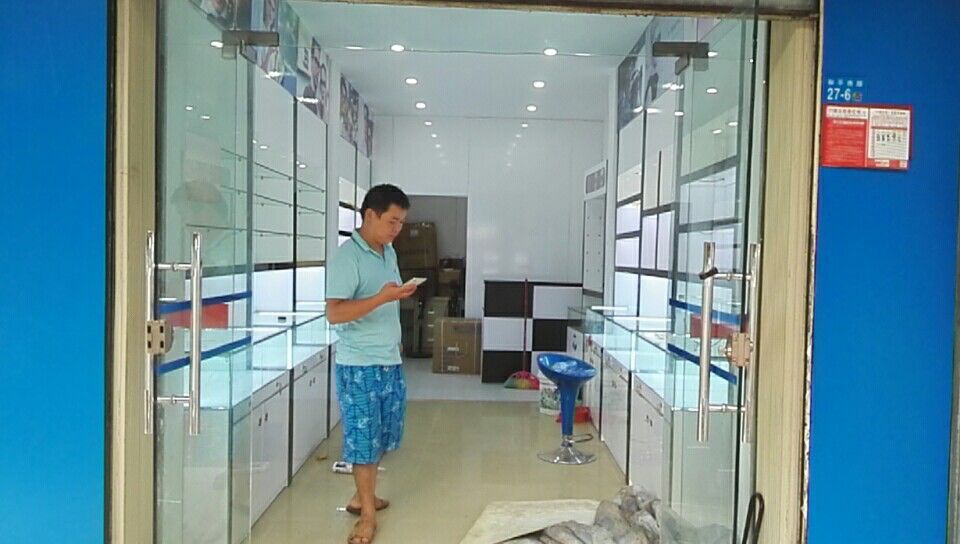 海南货柜批发，海南饰品柜台，海南家具厂家生产