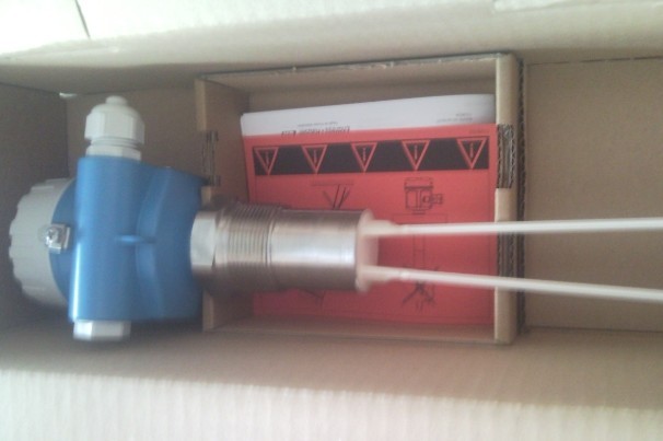 E+H电极CPS11D-7BA21&nbsp;&nbsp;E+H CPS11D-7BA21&nbsp;&nbsp;E+H FTL31现货