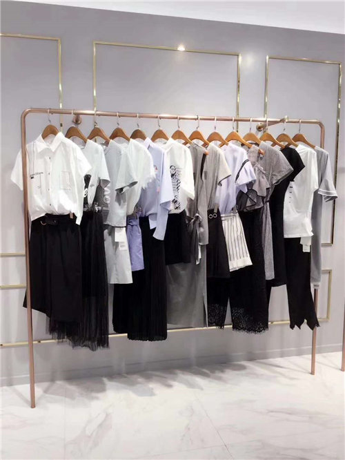 服装品牌排行榜,星主播女装加盟一站式购买 招商加盟