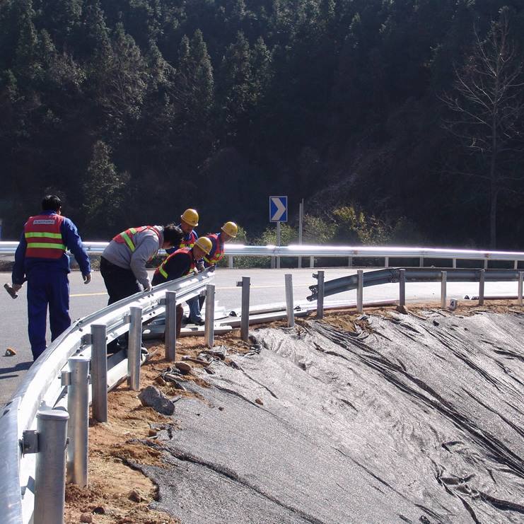 盐城护栏板厂家制作 双波护栏板图片&nbsp;&nbsp;波形护栏