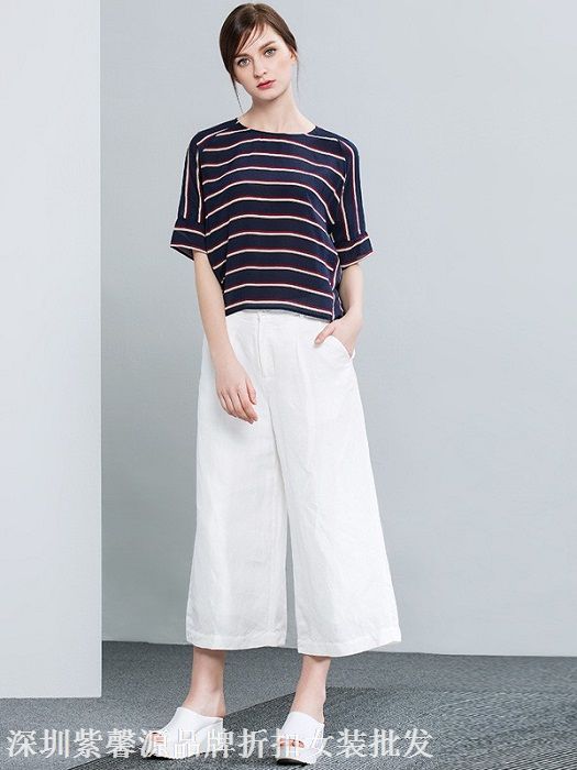 名品女装品牌折扣精品服装店尾货货源供应