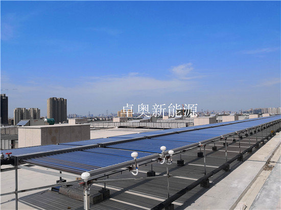 常州酒店30吨太阳能加空气能热泵系统热水工程  热水器