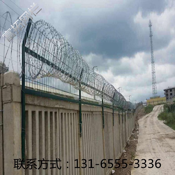 铁路隔离防护网_高铁桥墩围栏价格_铁路隔离防护网厂家
