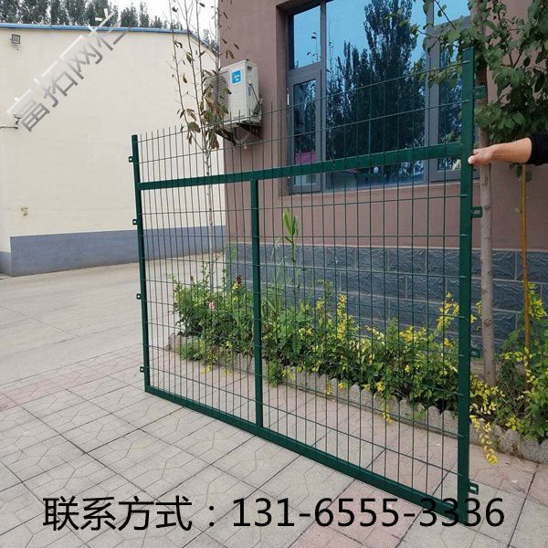 铁路隔离栅栏