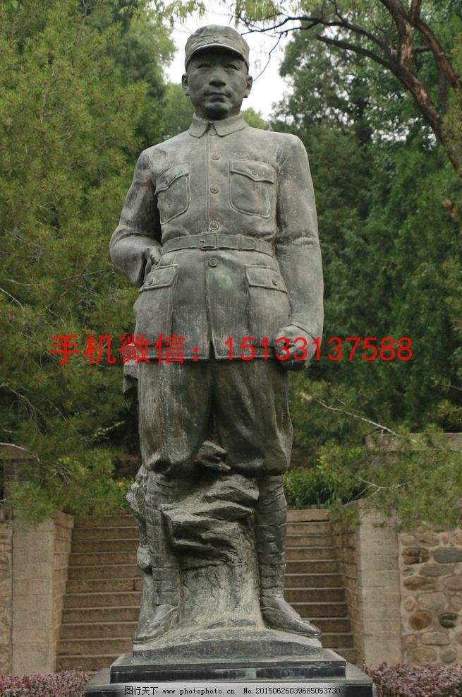 红军站岗雕塑，革命老区人物铜雕塑定制