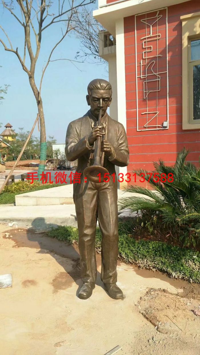吹喇叭雕塑  广场人物铜雕塑直销