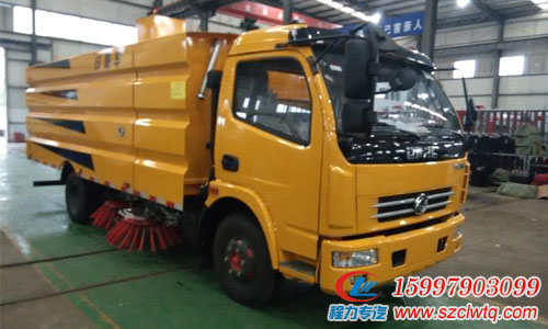 程力晨风系列东风多利卡D7道路清扫车技术参数介绍  国五道路清扫车  东风多利卡D7扫路车  晨风系列扫路车价格