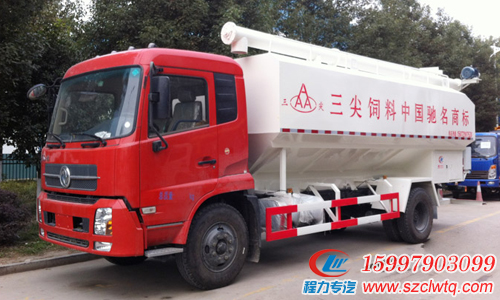 东风天锦22方散装饲料运输车2台再一次发往山西  国五散装饲料运输车  22方饲料车报价  天锦11吨饲料车厂家