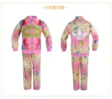 阿迪达斯折扣童装  阿迪折扣儿童服装