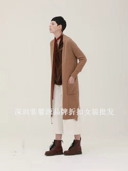 高端品牌折扣女装货源实卖不压货紫馨源服饰