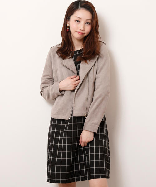 阿里巴巴女装尾货品牌折扣女装  一手货源  折扣批发  尾货分份