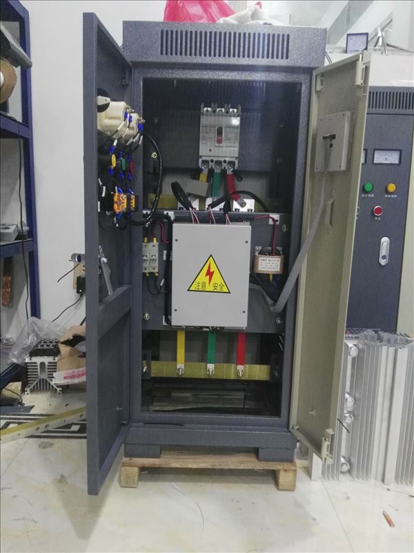 155千瓦电动机内置软起动柜 660V控制柜  软启动器  变频器