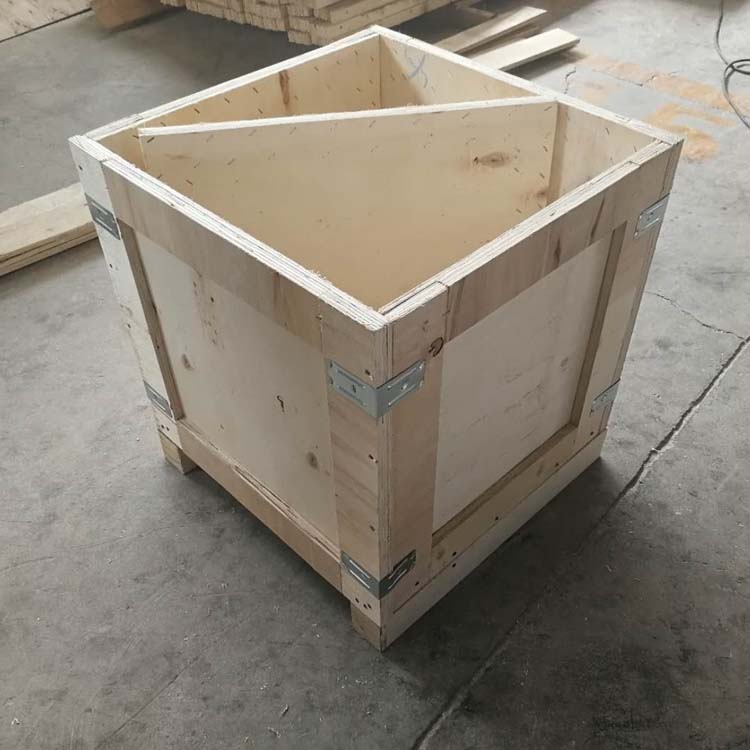 实木包装箱黄岛供应厂家专业生产免熏蒸木箱&nbsp;&nbsp;胶合板木箱