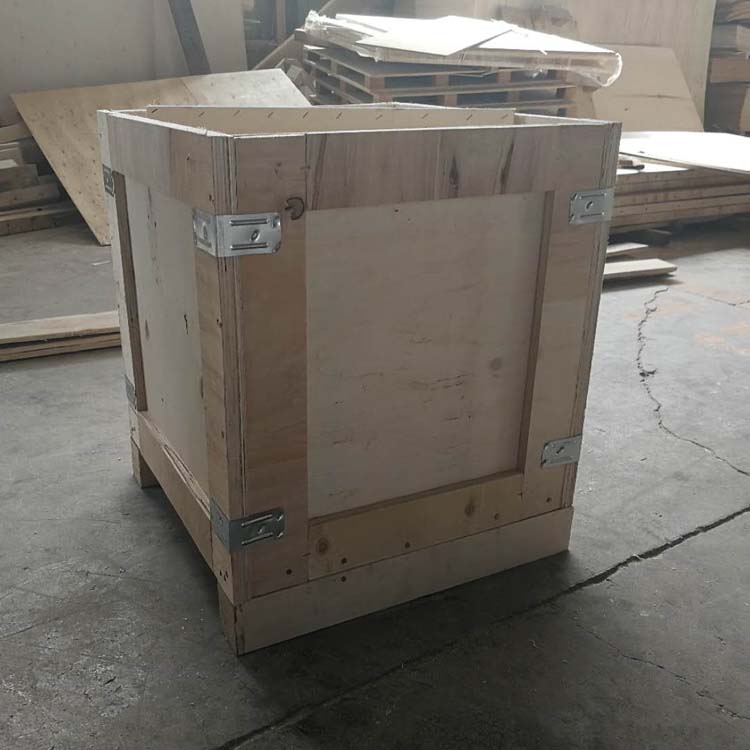 黄岛木箱定做 出口包装箱 钢带箱厂家工厂专业定做质量优&nbsp;&nbsp;木包装箱&nbsp;&nbsp;免熏蒸木箱&nbsp;&nbsp;胶合板木箱