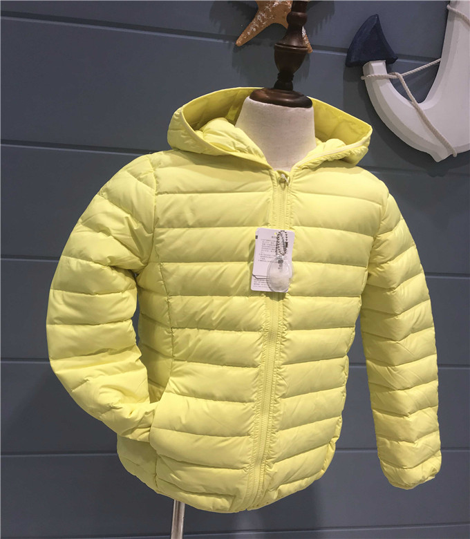 18年当季新款巴拉巴拉儿童羽绒服尾货批发 广州思宾服饰 品牌折扣童装批发 童装批发货源 厂家货源