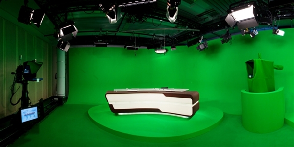 虚拟演播室建设方案 校园多媒体直播间搭建及设计图  校园直播间搭建  虚拟演播室设计图