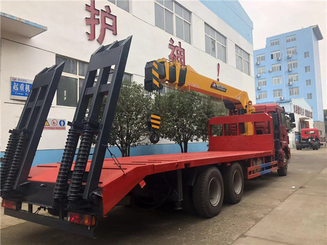 10吨12吨陕汽轩德拉挖机后双桥随车吊&nbsp;&nbsp;陕汽轩德后双桥随车吊&nbsp;&nbsp;陕汽后八轮随车吊