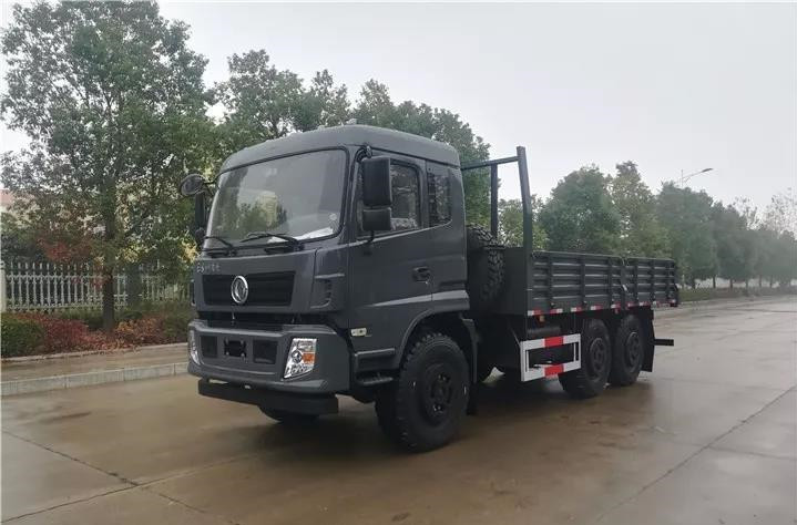 新款六驱越野卡车、东风六驱货车新品下线
