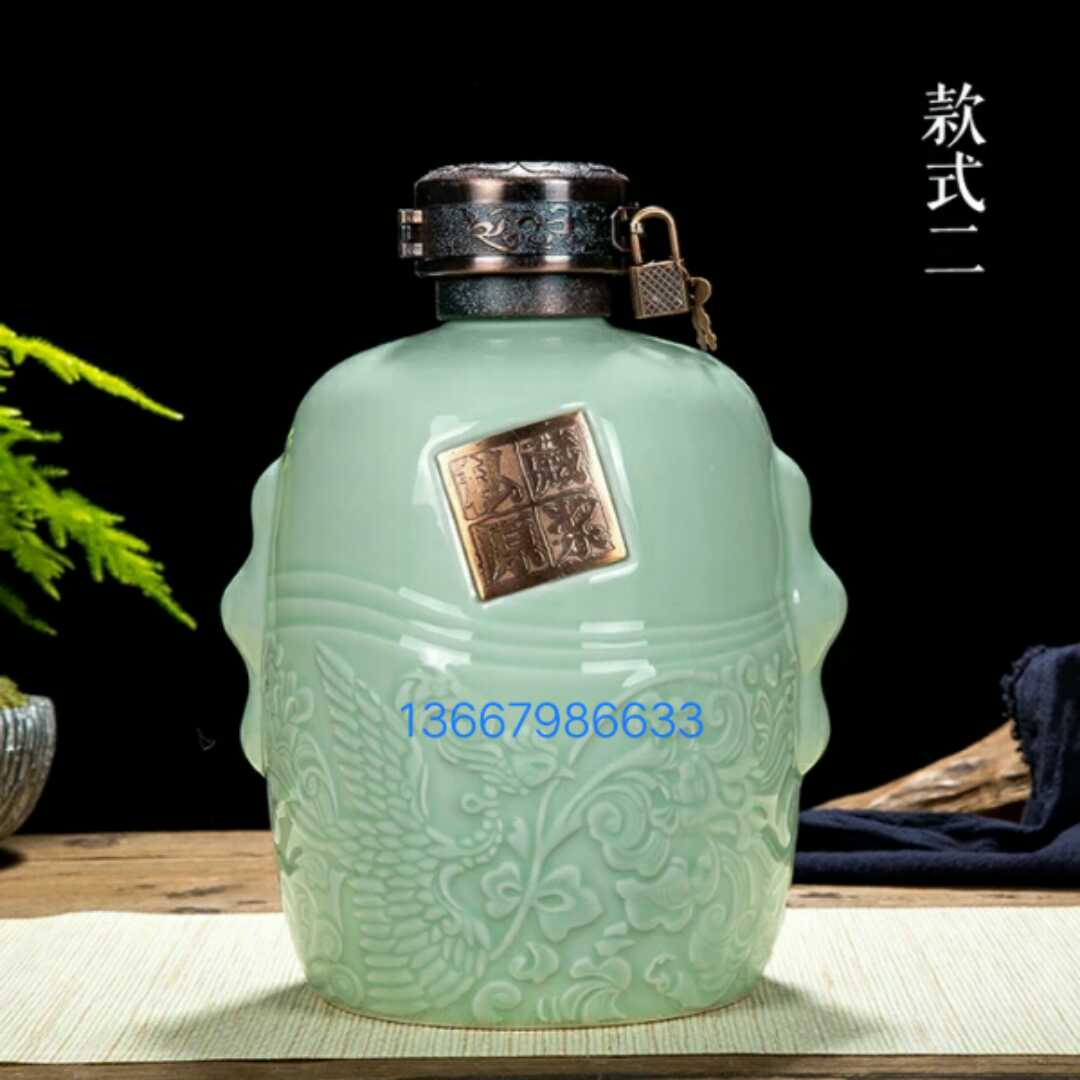 我要找陶瓷酒瓶厂家 1斤2斤3斤5斤10斤定做批发价格&nbsp;&nbsp;1斤2斤酒瓶定做&nbsp;&nbsp;5斤10斤酒瓶批发