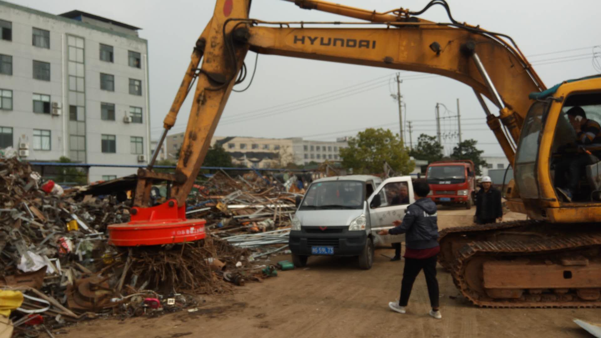 mw系列起重电磁铁吸盘-大连建建鑫厂家直销产品  电磁吸盘  建鑫电磁吸盘
