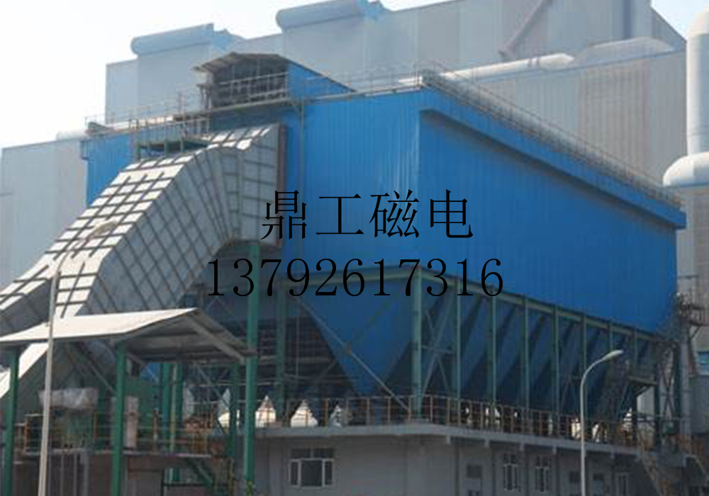 气箱式脉冲袋式收尘器 鼎工磁电生产厂家&nbsp;&nbsp;气箱式收尘器&nbsp;&nbsp;气箱式收尘设备