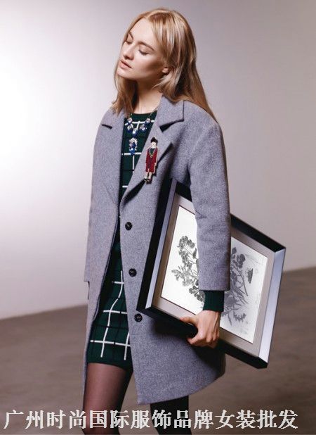 供应国内外一二线知名品牌尾货女装